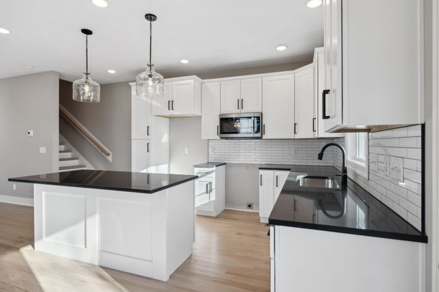 2111 Chadwell Retreat Dr, Madison, TN 37115