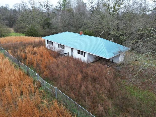 6050 Sandy Cross Road, Carnesville, GA 30521