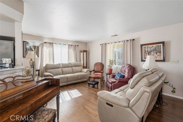 340 N Las Flores Drive, Nipomo, CA 93444