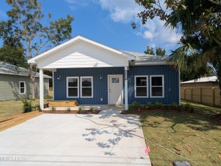 3904 W 26th St A Street, Panama City, FL 32405