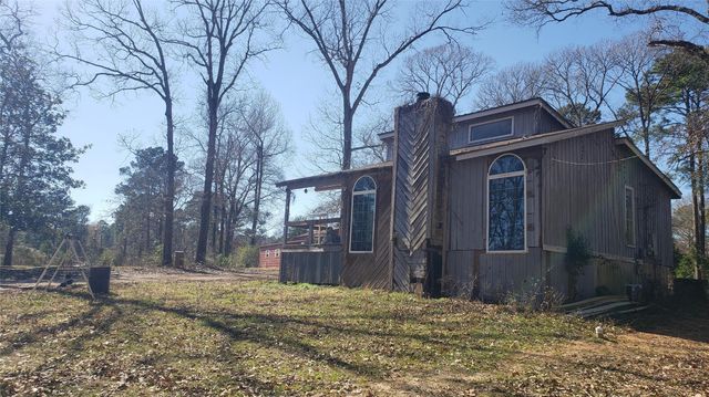 620 Faulkner Avenue, Coldspring, TX 77331