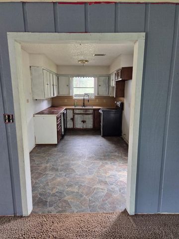 620 Faulkner Avenue, Coldspring, TX 77331