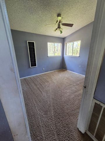 620 Faulkner Avenue, Coldspring, TX 77331