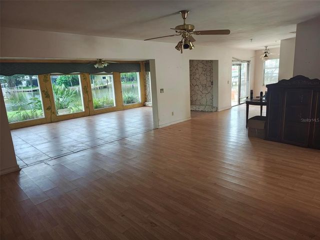 3995 SOUTH CIRCLE, Largo, FL 33774