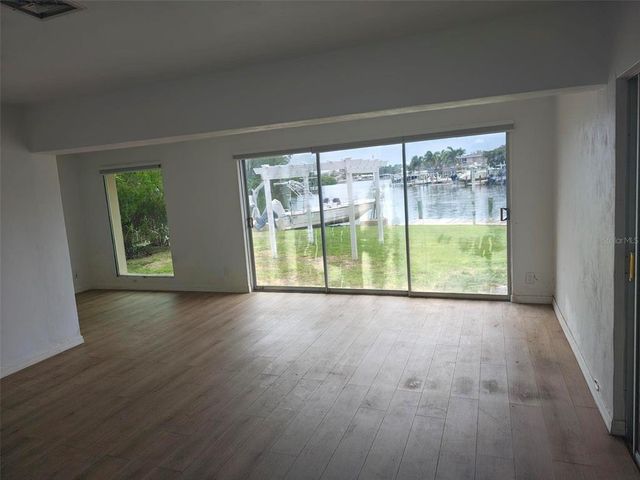 3995 SOUTH CIRCLE, Largo, FL 33774