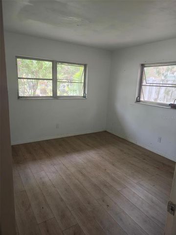 3995 SOUTH CIRCLE, Largo, FL 33774