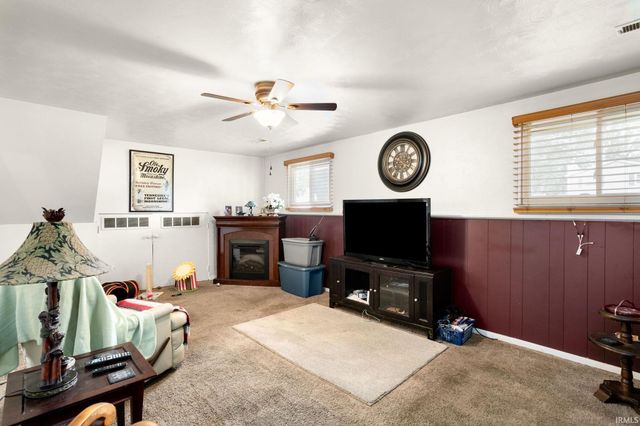 1734 HASS Drive, South Bend, IN 46635