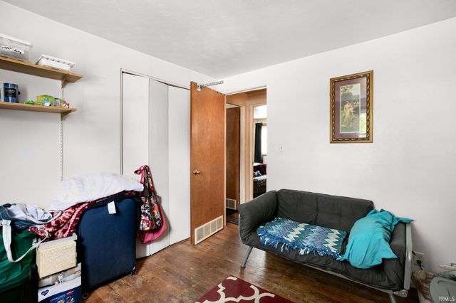 1734 HASS Drive, South Bend, IN 46635