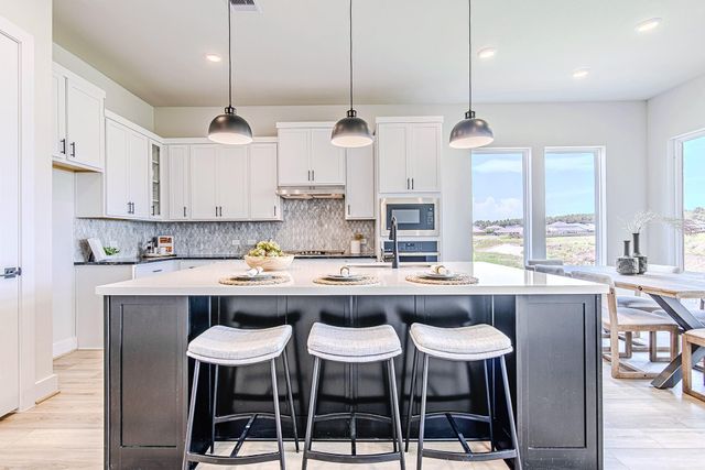 141 Peninsula Point Drive, Montgomery, TX 77356