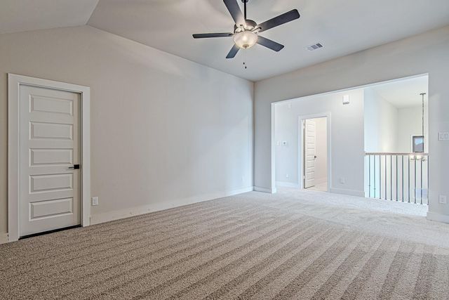 141 Peninsula Point Drive, Montgomery, TX 77356