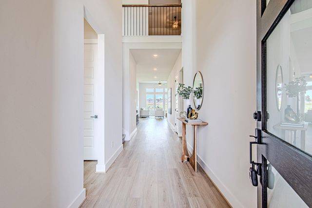 141 Peninsula Point Drive, Montgomery, TX 77356