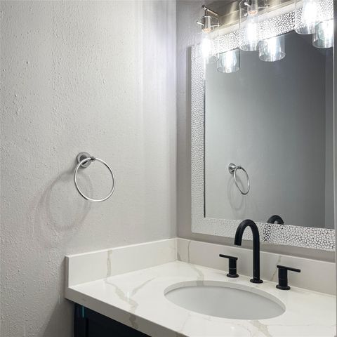 8718 Victorian Village Drive 8718, Houston, TX 77071