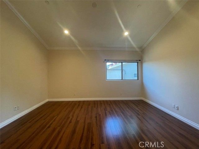 5234 Vantage 105, Valley Village, CA 91607