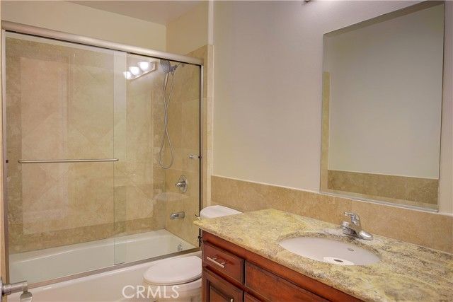 5234 Vantage 105, Valley Village, CA 91607