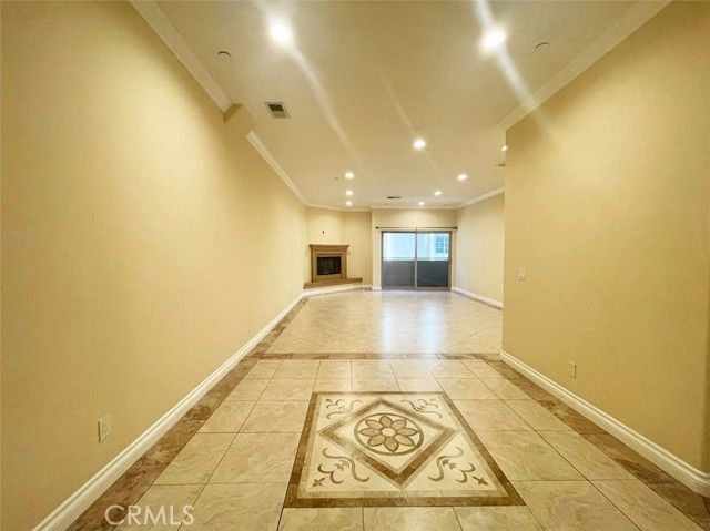 5234 Vantage 105, Valley Village, CA 91607