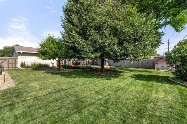 501 NW State Street, Ankeny, IA 50023
