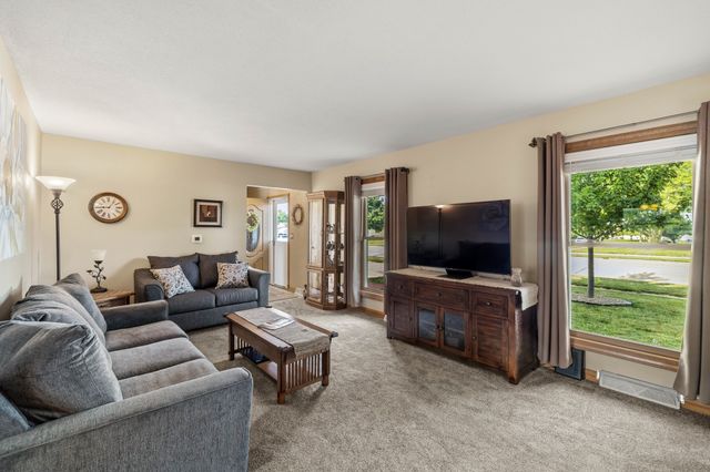501 NW State Street, Ankeny, IA 50023