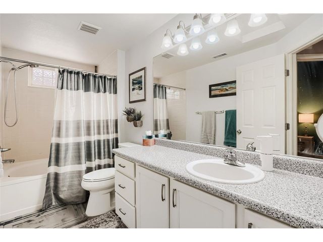 5800 Tower Rd 10-1006, Denver, CO 80249