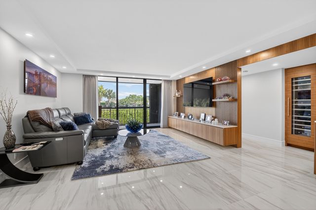 2701 N Ocean Boulevard E201, Boca Raton, FL 33431