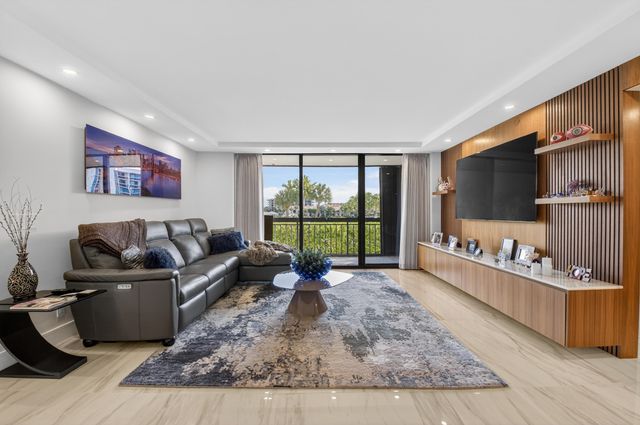 2701 N Ocean Boulevard E201, Boca Raton, FL 33431