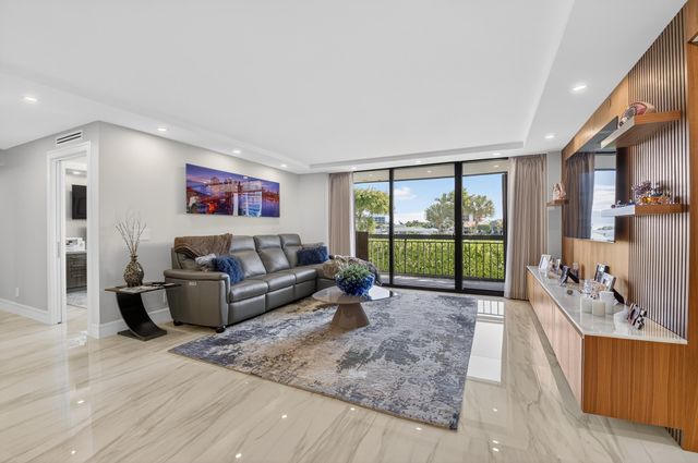 2701 N Ocean Boulevard E201, Boca Raton, FL 33431