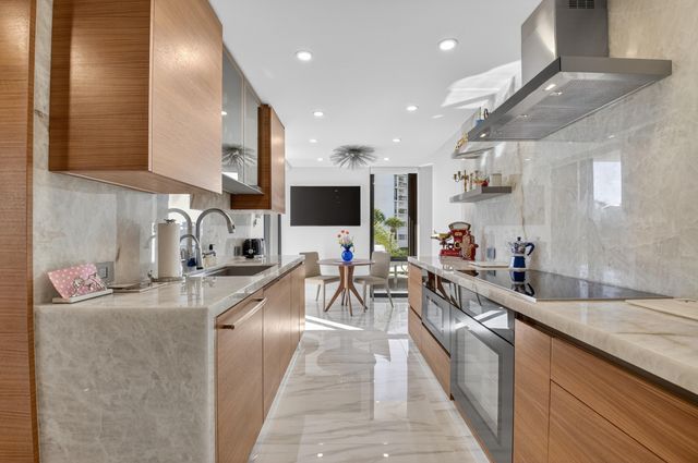 2701 N Ocean Boulevard E201, Boca Raton, FL 33431