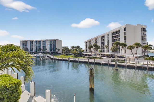 2701 N Ocean Boulevard E201, Boca Raton, FL 33431