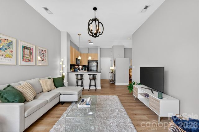 2125 Southend Drive 334, Charlotte, NC 28203