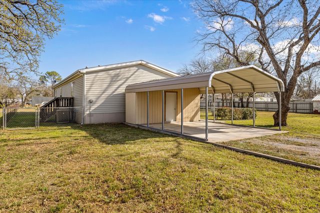 107 Rippetoe Street, Lipan, TX 76462