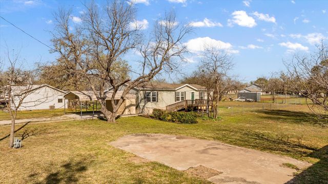 107 Rippetoe Street, Lipan, TX 76462