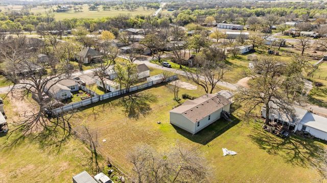 107 Rippetoe Street, Lipan, TX 76462
