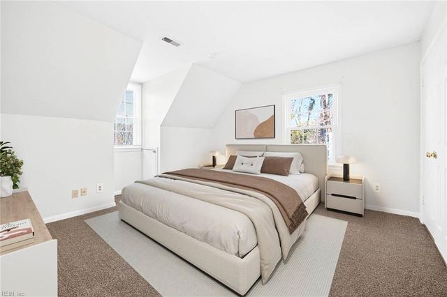 916 Oxford DR, Virginia Beach, VA 23452