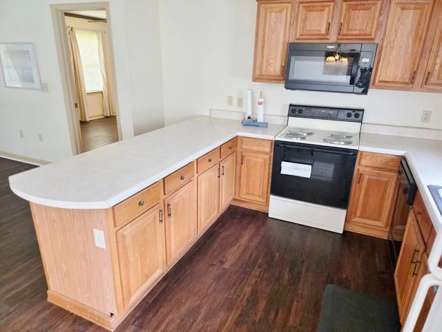 194 Brass Lantern Lane, Elloree, SC 29047