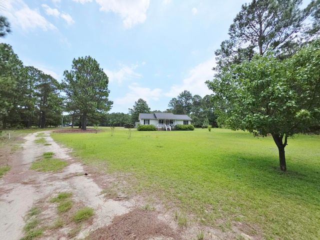 194 Brass Lantern Lane, Elloree, SC 29047