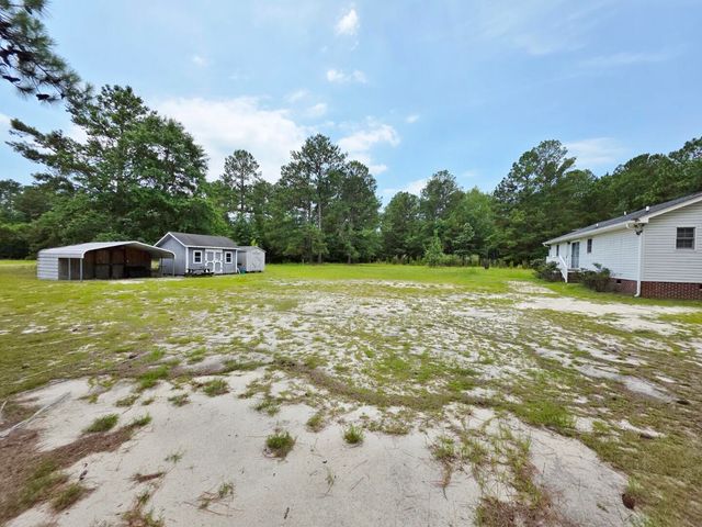 194 Brass Lantern Lane, Elloree, SC 29047