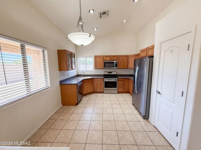 11691 W Stone Hearth Street, Marana, AZ 85658