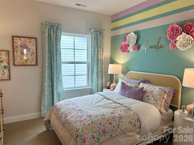 6001 Daisy Dale Drive, Pineville, NC 28134