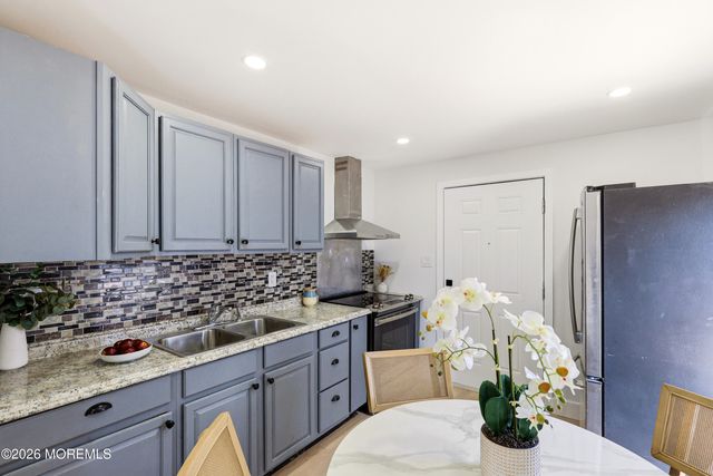 638 8th Street, Abescon, NJ 08201