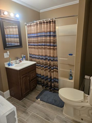 2205 W Wood St, Paris, TN 38242