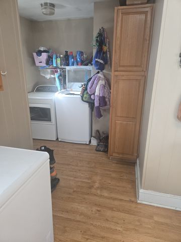 2205 W Wood St, Paris, TN 38242