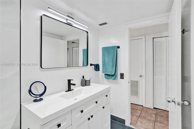 7430 Miami Lakes Drive E107, Miami Lakes, FL 33014