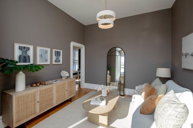 1211 Santa Clara Ave, Alameda, CA 94501