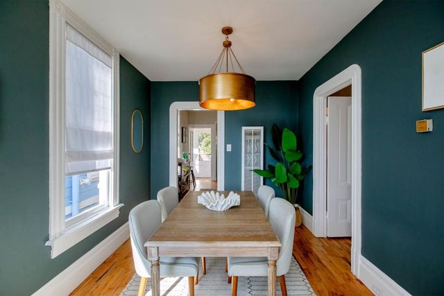 1211 Santa Clara Ave, Alameda, CA 94501