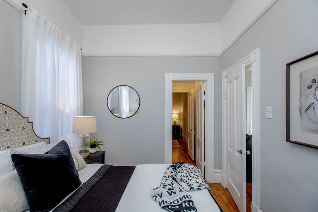 1211 Santa Clara Ave, Alameda, CA 94501