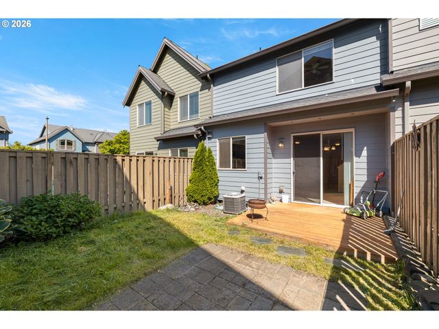 16255 Se SCORIA Ln, Damascus, OR 97089