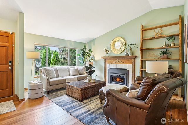 27342 227th Place SE, Maple Valley, WA 98038