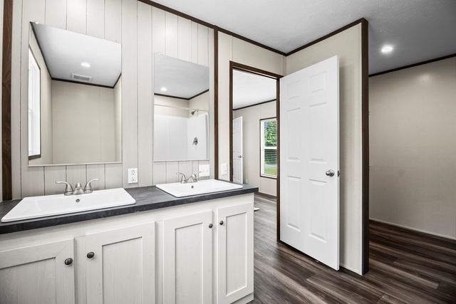 681 Woodland Dr, Abbeville, AL 36310