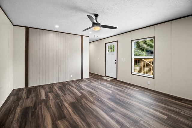 681 Woodland Dr, Abbeville, AL 36310