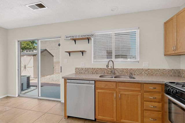 340 Tepin Trail SE, Albuquerque, NM 87123