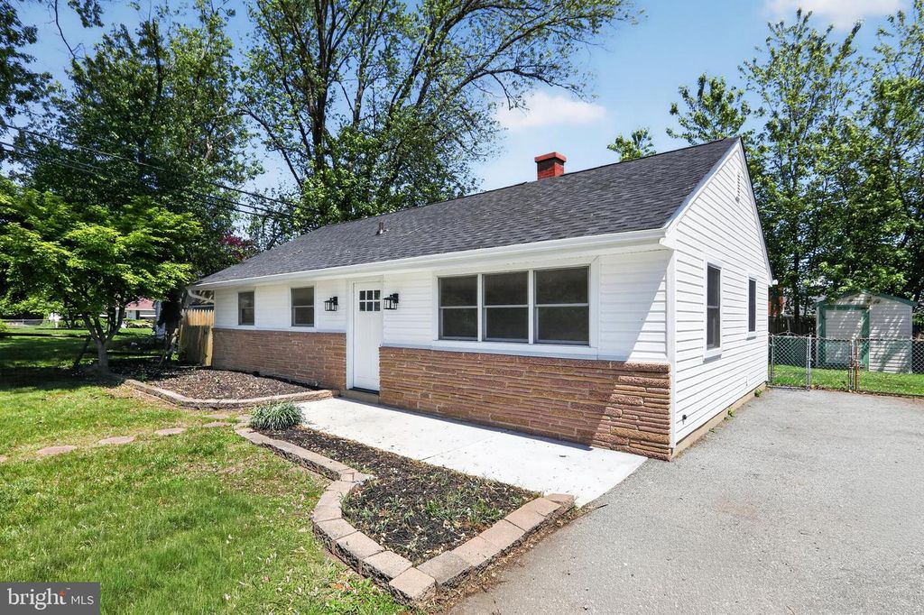 111 DYER AVE, New Castle, DE 19720